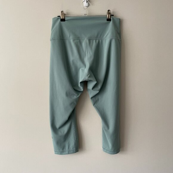 Lululemon 2022 Wunder Train Contour Fit High-Rise Crop 21" Misty Glade Green 12 - Picture 3 of 7
